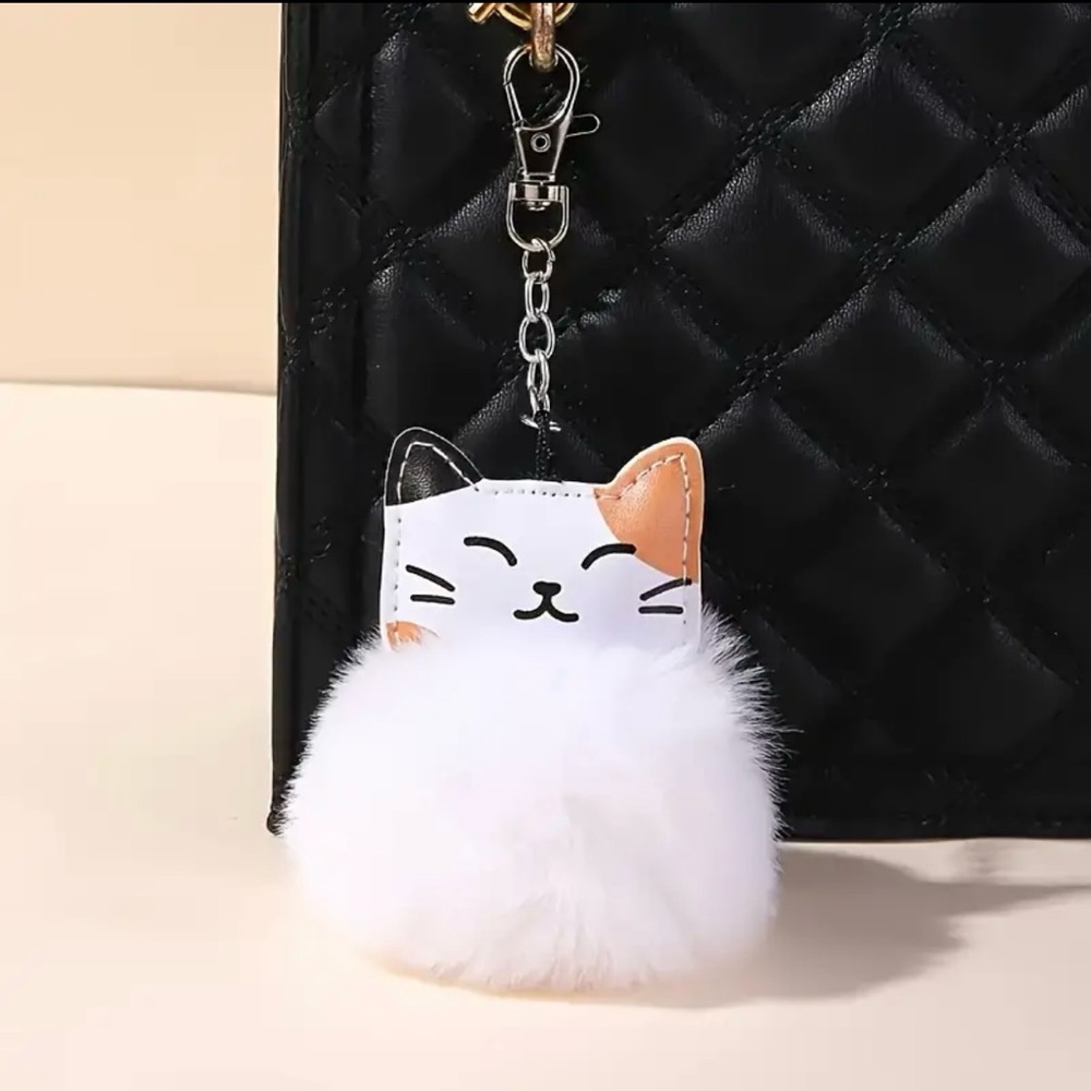 Kitty Pom Pom Keychain